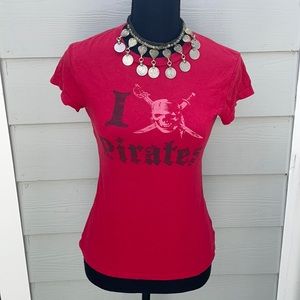 Disney Pirates of the Caribbean Tee size XSMALL